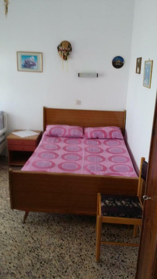 Grigorios Apartments Nea Vrasna Bagian luar foto