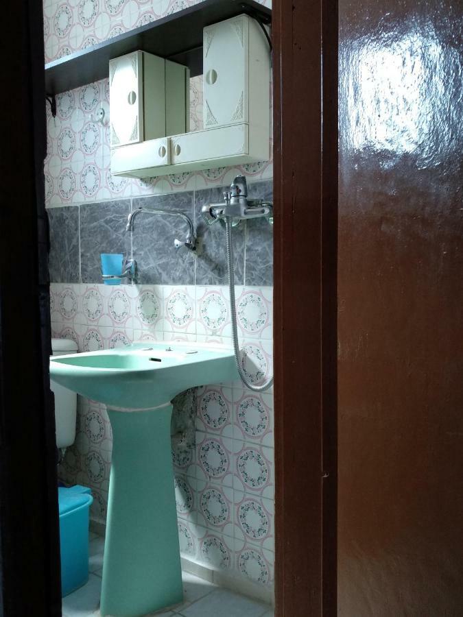 Grigorios Apartments Nea Vrasna Bagian luar foto